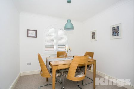 2 bedroom flat to rent - Photo 3