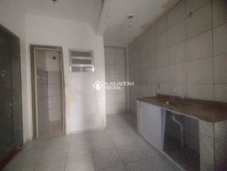 Sobrado com 2 quartos e 145m² para alugar em Rudge Ramos, São Bernardo do Campo. - Foto 2