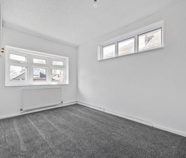 Detached House to rent - Empress Drive, Chislehurst, BR7 - Photo 6