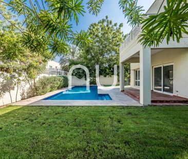 Vacant Now| Private Pool | Back to Back - Photo 1