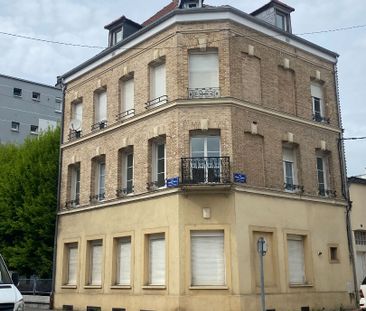 Location Appartement 2 pièces 73m² ELBEUF 76500 - Photo 4