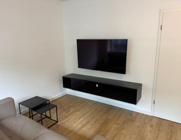 1.5 zimmer wohnung komplett möbliert - Foto 1