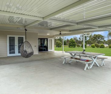 Stunning Semi-Rural 3-Bedroom Home with Pool&comma; Solar&comma; an... - Photo 2