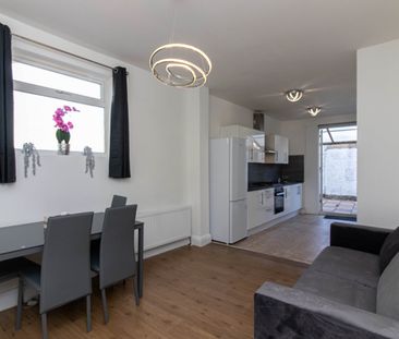 2 Bed Flat, Dartmouth Road, NW4 - Photo 4