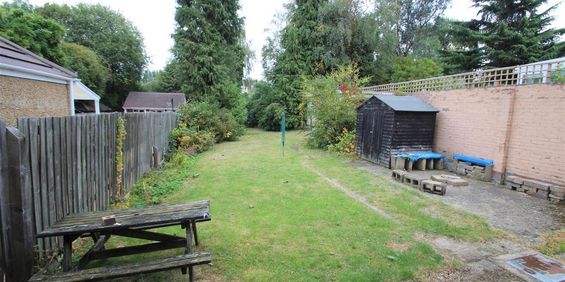 1 bedroom in a house share to rent - Photo 3