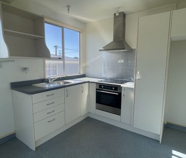 Property Management105B Arran Road, Browns Bay - Unit for Rent - Photo 5
