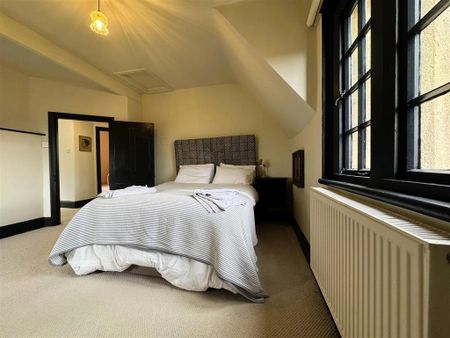 3 bedroom detached house to rent - Photo 4