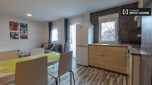 valencia, Valencian Community 46018 - Foto 1