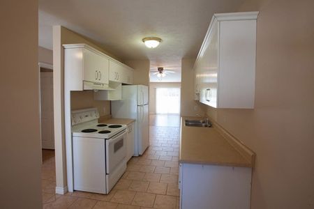 Unit 50 - Photo 3