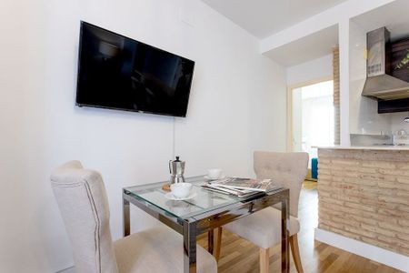 Calle Francos, Sevilla, Andalusia 41004 - Photo 5