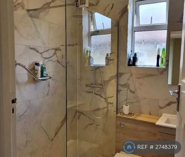 4 bedroom maisonette to rent - Photo 4