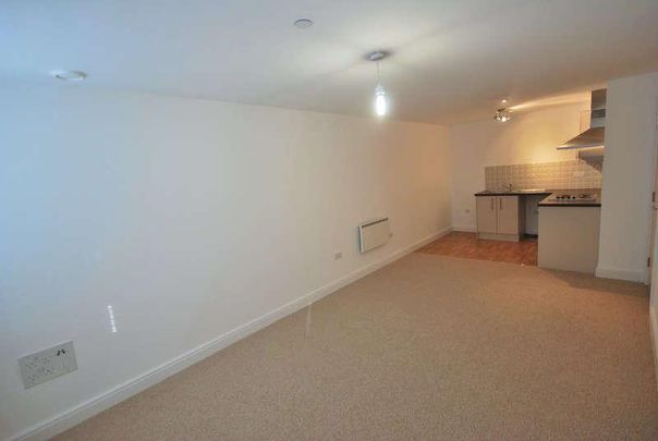 Victoria Avenue East, Manchester, M9 - Photo 1