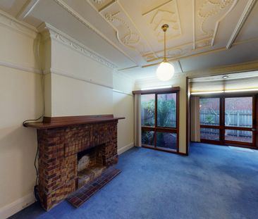 Art Deco Delight - Photo 2