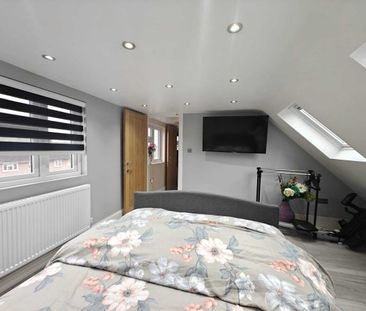 Lowshoe Lane, Collier row, RM5 2AS-, Property for rent - Photo 3