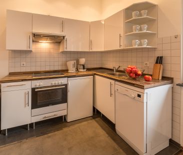 City-Residence: Nette 2-Zimmer-Wohnung in schönem Altbau - Photo 5