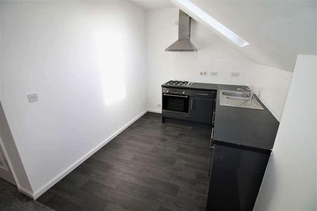 Arlington Court, Columbia, Washington, NE38 - Photo 2