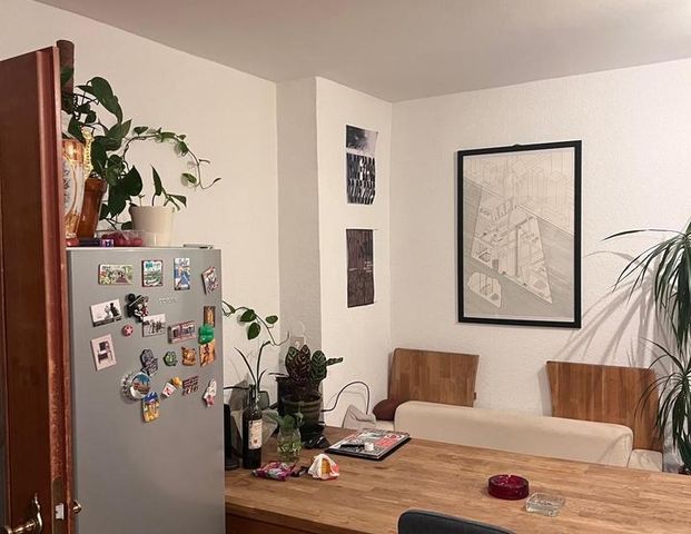 Zwei Zimmer in 4er WG frei - Photo 1