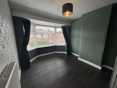3 bedroom semi-detached house to rent - Photo 3