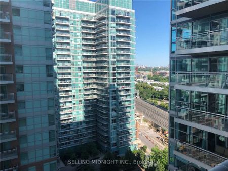 Zip Condos and Lofts , #1612 - Photo 2