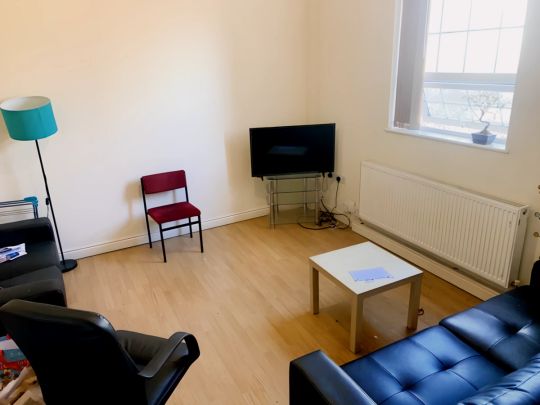 3 Bed 2 Bath - Photo 1