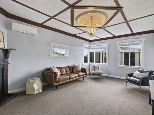 14 Ngaio St, Strandon - Photo 1