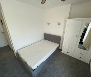 1 bedroom Apartment to let - Photo 4