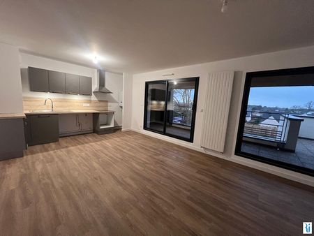 Location Appartement 3 pièces 74m² FRANQUEVILLE ST PIERRE 76520 - Photo 4