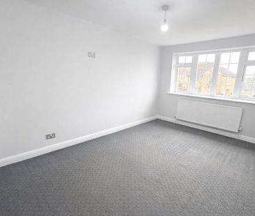 2 bedroom bungalow to rent - Photo 2