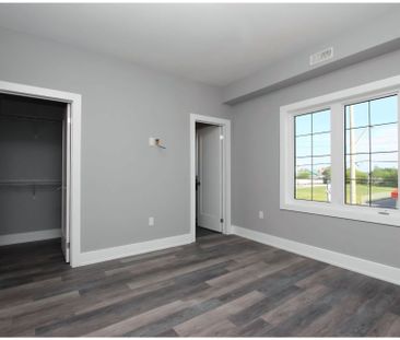 For Lease - 70 Taunton Road Unit# 2, Oshawa, Ontario - Photo 6