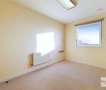 T R S Apartments, The Green, Southall, UB2 - Photo 5