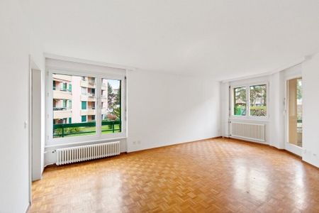 Apartment - Photo 2