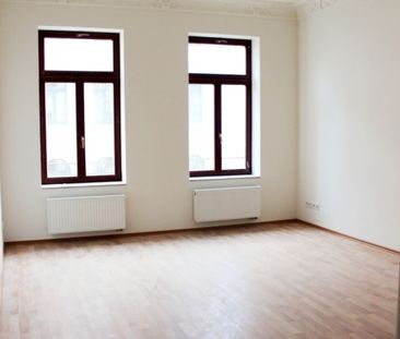 attraktives 1-Zi-Apartment, mit, Stuckdecke im 2013 kernsaniertem A... - Photo 1