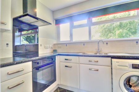 1 bedroom apartment to rent - Photo 4