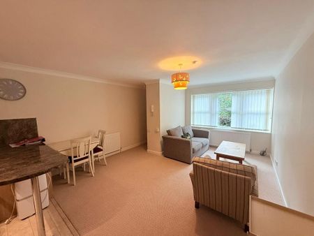 1 bedroom flat to rent - Photo 2