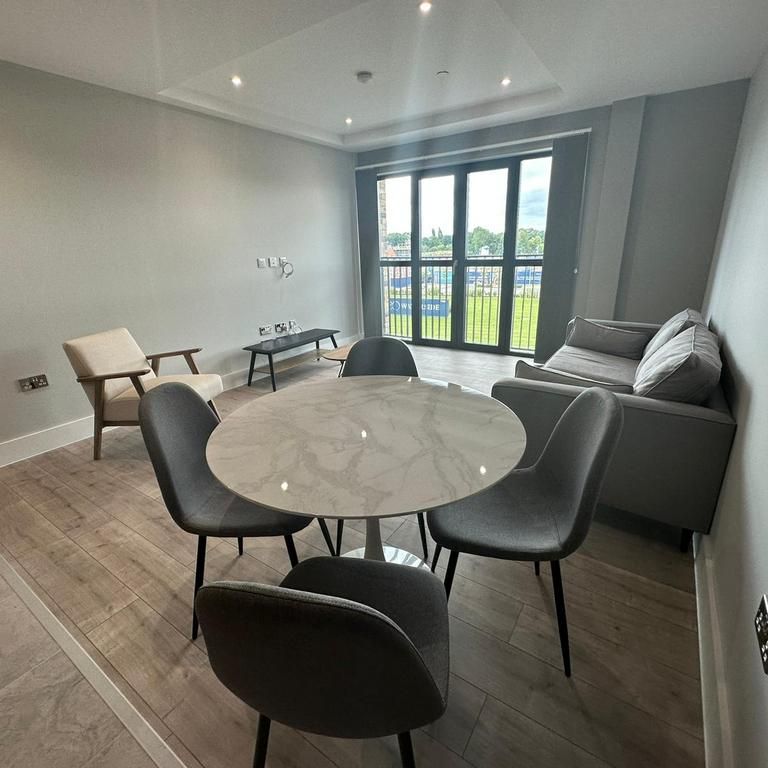 2 bedroom apartment to rent - Photo 1