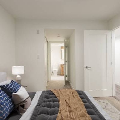 One bedroom apartment with flex space at Vantage - Photo 3