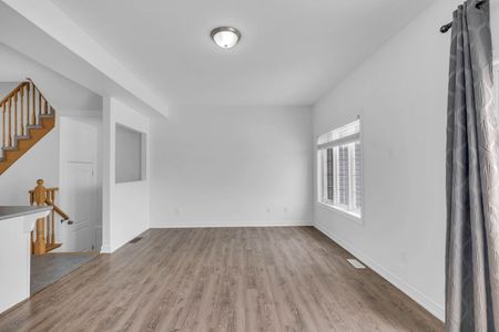 For Lease - 9 Isabella Drive, Orillia, Ontario - Photo 4