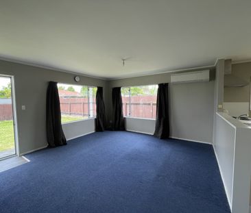 Lawrence Street, Akina - Photo 1