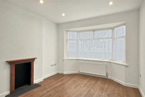 2 bedroom detached bungalow to rent - Photo 1