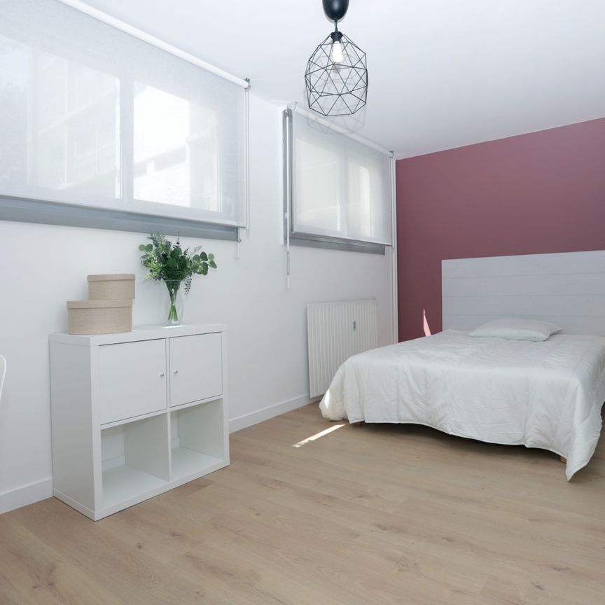 RUE DE KERMENGUY Colocation 4 chambres à Brest - Photo 2