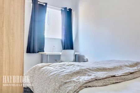 3 bedroom terraced house to rent - Photo 3