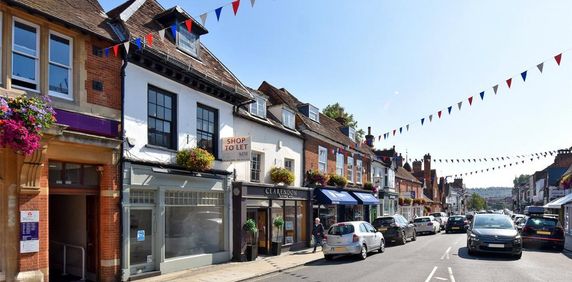 2 bedroom apartment to rent - Photo 2