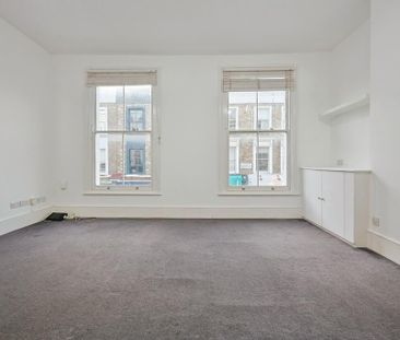 3 bedroom flat to rent - Photo 1