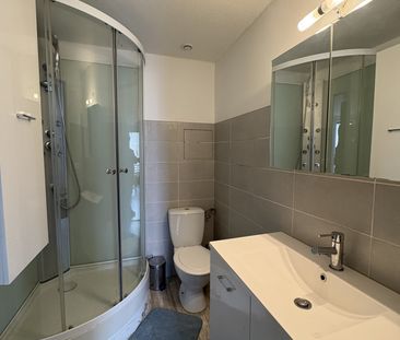 Location Appartement 1 pièce 32m² CASTELNAUDARY 11400 - Photo 4