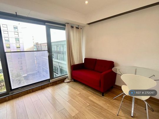 1 bedroom flat to rent - Photo 1
