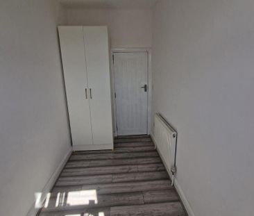 House share to rent - Photo 4