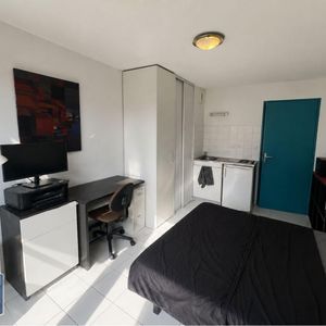 Location Appartement 1 pièce 17m² AVIGNON 84000 - Photo 2