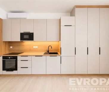 Pronájem moderního bytu 2+kk, 31 m - Фото 2