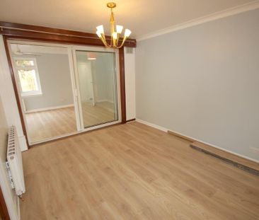 3 bedroom detached house to rent - Photo 6