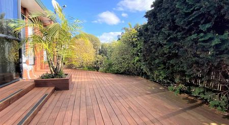 ONE LEVEL LIVING IN MILFORD - Photo 3